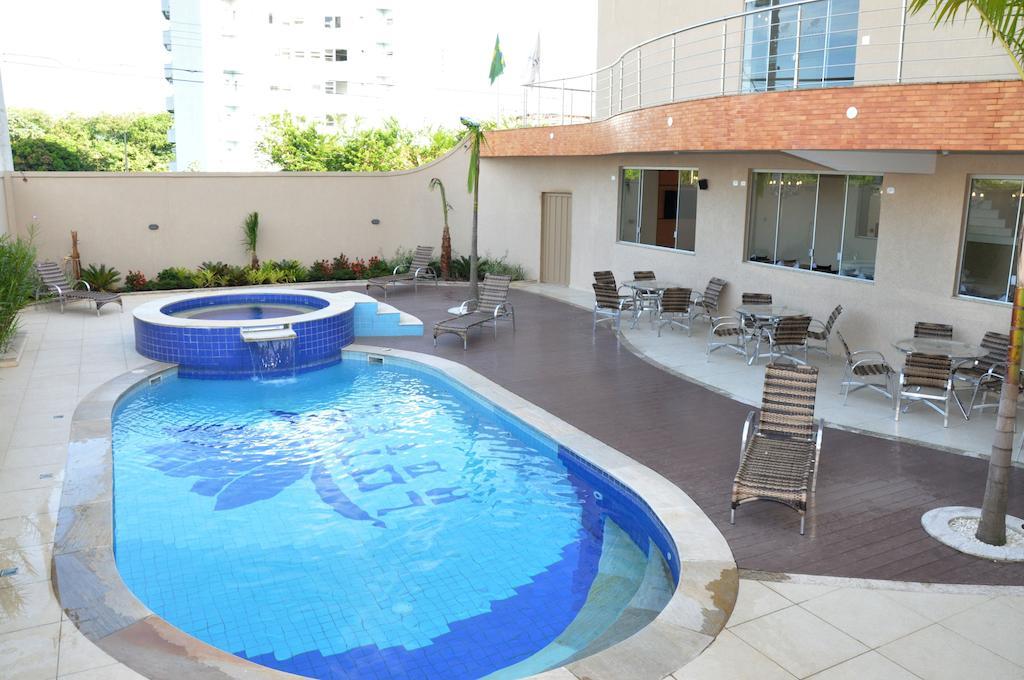 Lotus Hotel - A 6 Km Do Santuario De Aparecida-Sp Guaratinguetá エクステリア 写真